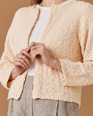 Cardigan med dobbelt forkant