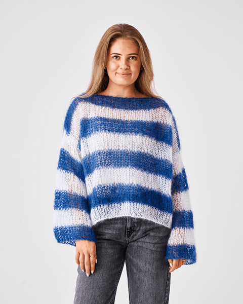 Sweater med striber – Stokkar.fo