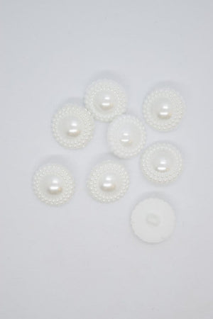 "Hvít perla" Plastknappur 20mm